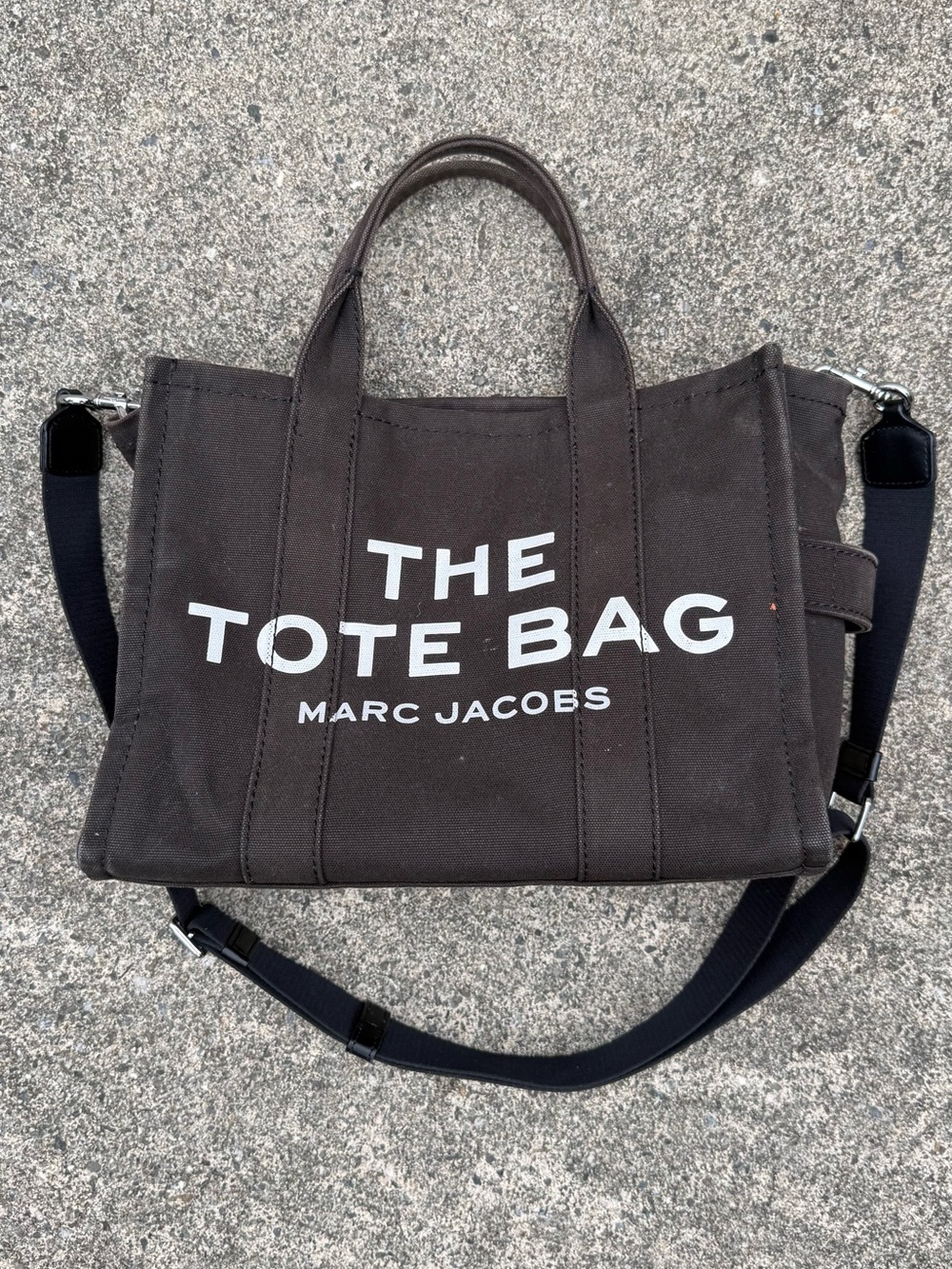 Marc Jacobs THE TOTE BAG Canvas Tote – Crossbody Strap
